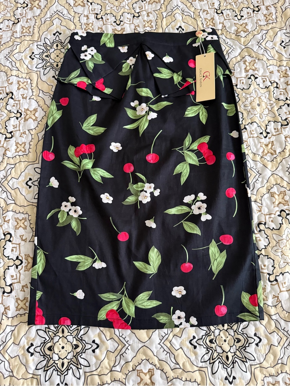 Grace Karin Women’s Pleated Skirt Small Black Cherry Floral New With Tags